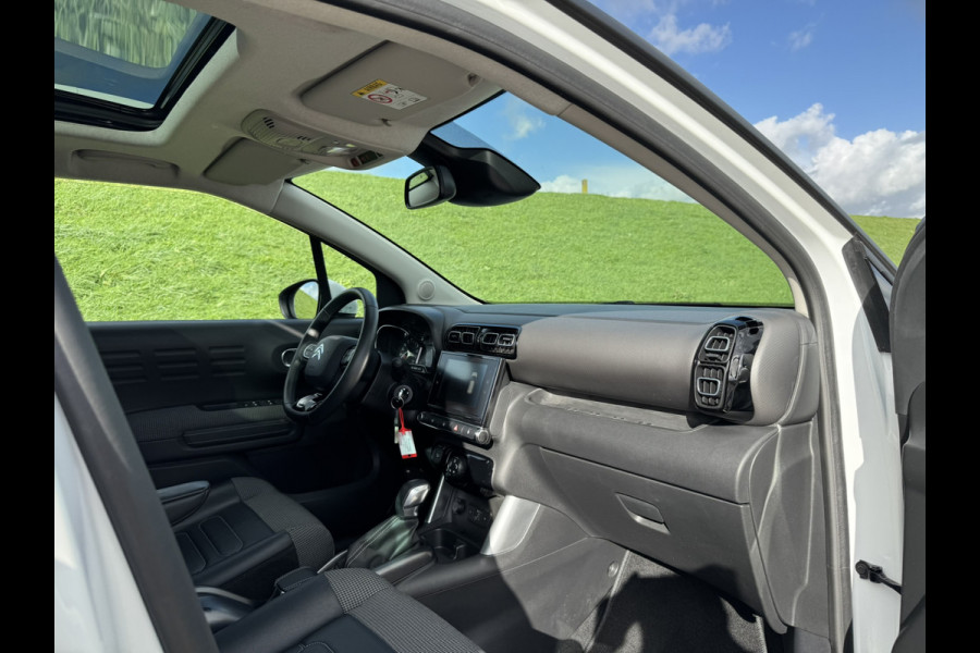 Citroën C3 Aircross 1.2 PureTech S&S Shine Half Leder | Stoelverwarming | Schuif- / Panodak | Grip Control Citroën C3 Aircross 1.2 PureTech S&S Shine Half Leder | Stoelverwarming | Schuif- / Panodak | Grip Control