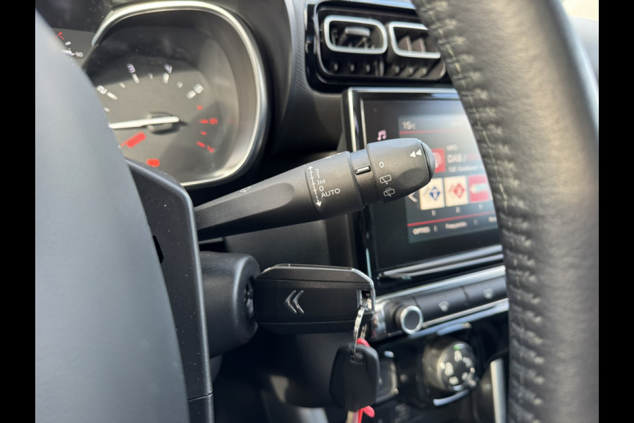 Citroën C3 Aircross 1.2 PureTech S&S Shine Half Leder | Stoelverwarming | Schuif- / Panodak | Grip Control Citroën C3 Aircross 1.2 PureTech S&S Shine Half Leder | Stoelverwarming | Schuif- / Panodak | Grip Control