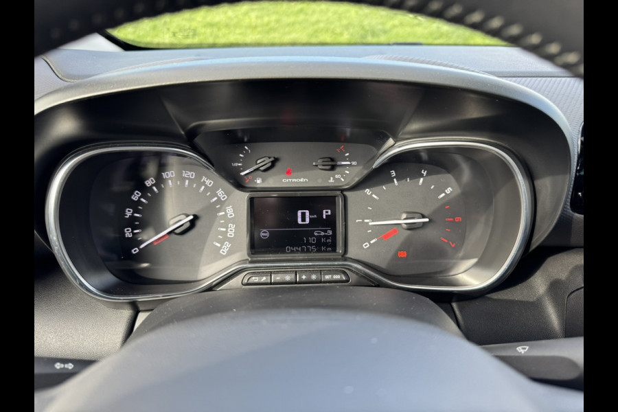 Citroën C3 Aircross 1.2 PureTech S&S Shine Half Leder | Stoelverwarming | Schuif- / Panodak | Grip Control Citroën C3 Aircross 1.2 PureTech S&S Shine Half Leder | Stoelverwarming | Schuif- / Panodak | Grip Control