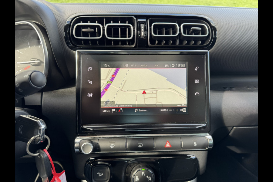 Citroën C3 Aircross 1.2 PureTech S&S Shine Half Leder | Stoelverwarming | Schuif- / Panodak | Grip Control Citroën C3 Aircross 1.2 PureTech S&S Shine Half Leder | Stoelverwarming | Schuif- / Panodak | Grip Control