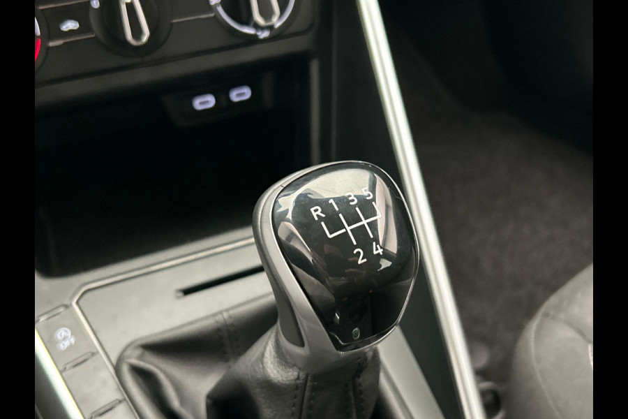 Volkswagen Polo 1.0 TSI Life Apple/Carplay Adaptieve/Cruise Origineel NL Volkswagen Polo 1.0 TSI Life Apple/Carplay Adaptieve/Cruise Origineel NL