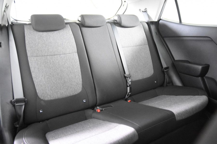 Kia Stonic 1.2 MPi ComfortLine *Airco*Carplay* Kia Stonic 1.2 MPi ComfortLine *Airco*Carplay*