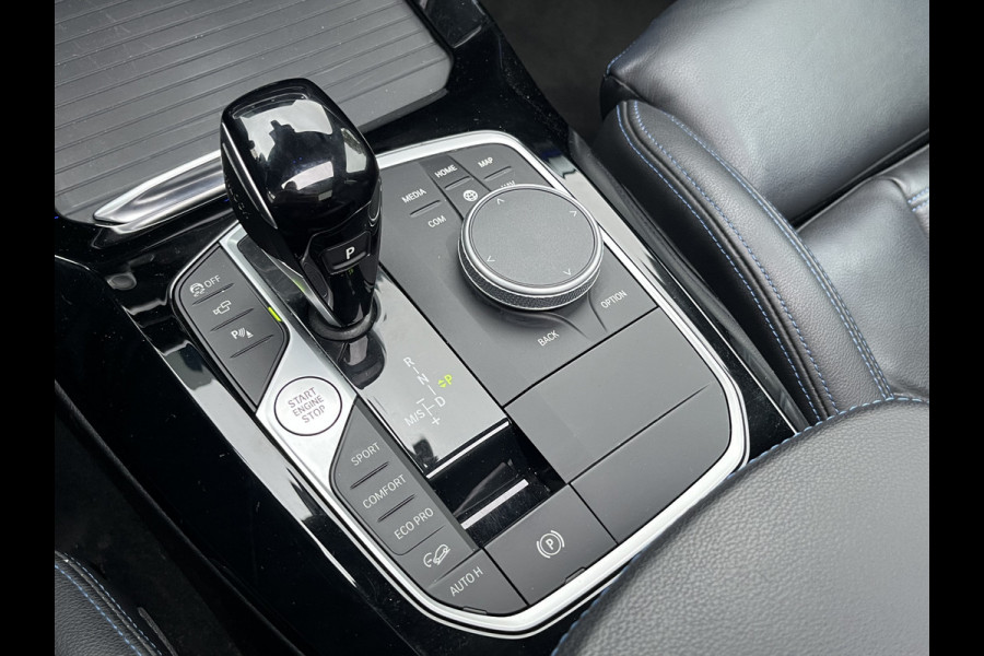 BMW X3 M40i xDrive High Executive M Sport 360pk/265kW Automaat | BTW | M-sportstoelen | Panoramadak | 21 inch | BMW Laser | HUD etc. etc. BMW X3 M40i xDrive High Executive M Sport 360pk/265kW Automaat | BTW | M-sportstoelen | Panoramadak | 21 inch | BMW Laser | HUD etc. etc.
