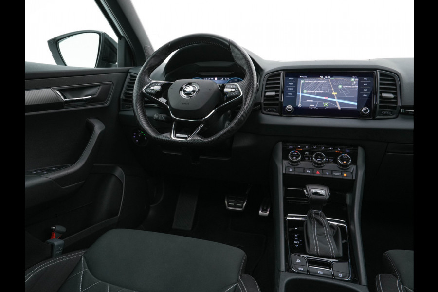 Škoda Karoq 1.5 TSI ACT Sportline (INCL-BTW) Aut. *PANO | DIGI-COCKPIT | ADAPTIVE-CRUISE | FULL-LED | BLIND-SPOT | HEATED-SPORTSEATS | CAMERA | AMBIENT-LIGHT | NAVI-FULLMAP | KEYLESS | DAB+ | SHIFT-PADDLES | PRIVACY-GLASS | .