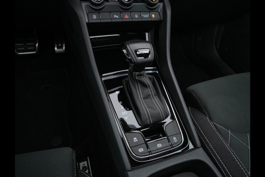 Škoda Karoq 1.5 TSI ACT Sportline (INCL-BTW) Aut. *PANO | DIGI-COCKPIT | ADAPTIVE-CRUISE | FULL-LED | BLIND-SPOT | HEATED-SPORTSEATS | CAMERA | AMBIENT-LIGHT | NAVI-FULLMAP | KEYLESS | DAB+ | SHIFT-PADDLES | PRIVACY-GLASS | .