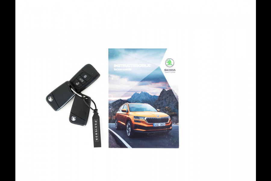 Škoda Karoq 1.5 TSI ACT Sportline (INCL-BTW) Aut. *PANO | DIGI-COCKPIT | ADAPTIVE-CRUISE | FULL-LED | BLIND-SPOT | HEATED-SPORTSEATS | CAMERA | AMBIENT-LIGHT | NAVI-FULLMAP | KEYLESS | DAB+ | SHIFT-PADDLES | PRIVACY-GLASS | .