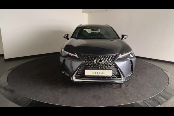 Lexus UX 300e Luxury Line 73 kWh | 45% korting | Winter-pakket | Tech Pack | Mark Levinson geluid! | Navigatie | Nieuwprijs € 61.095,00 |
