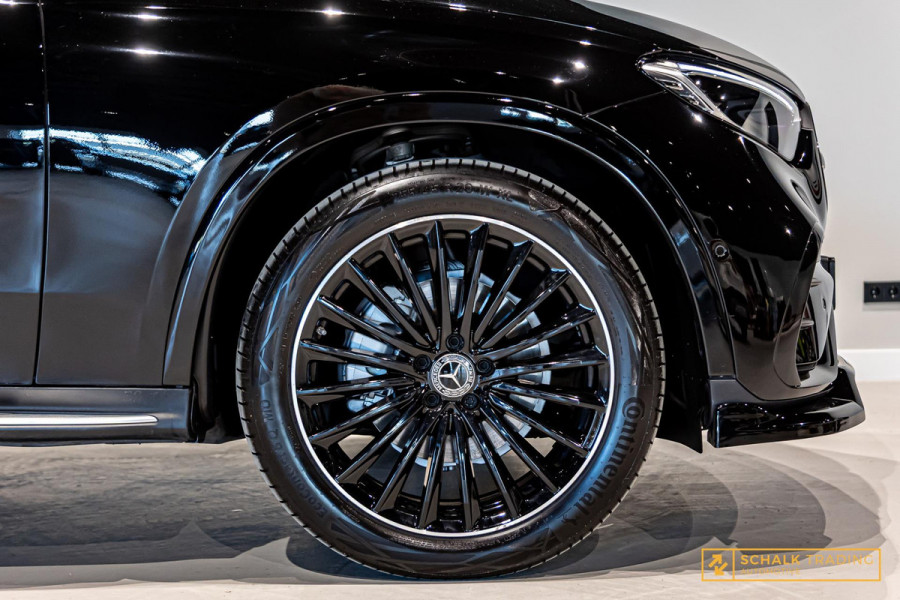 Mercedes-Benz GLC 200 4MATIC AMG Line|MBUX|LED|Ambien Mercedes-Benz GLC 200 4MATIC AMG Line|MBUX|LED|Ambien