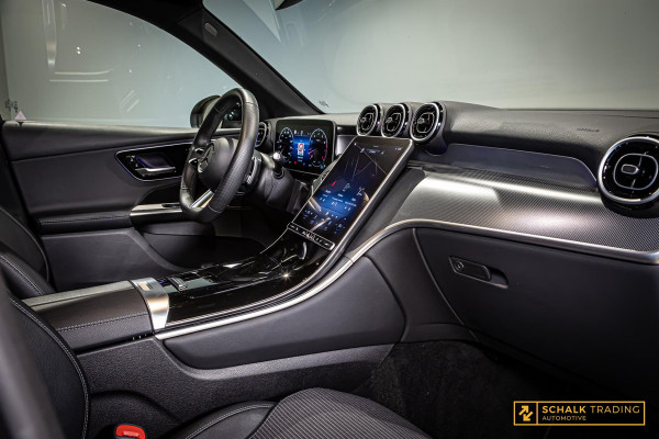 Mercedes-Benz GLC 200 4MATIC AMG Line|MBUX|LED|Ambien Mercedes-Benz GLC 200 4MATIC AMG Line|MBUX|LED|Ambien