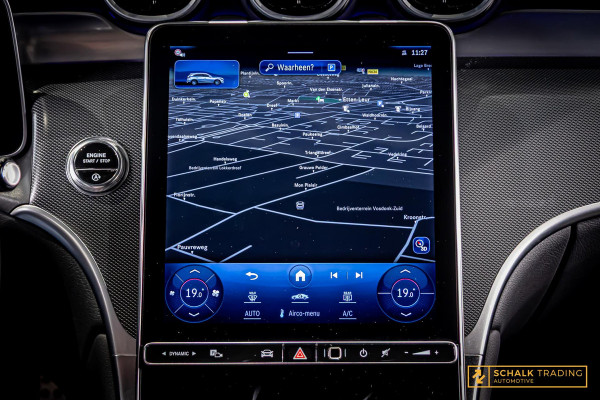 Mercedes-Benz GLC 200 4MATIC AMG Line|MBUX|LED|Ambien Mercedes-Benz GLC 200 4MATIC AMG Line|MBUX|LED|Ambien