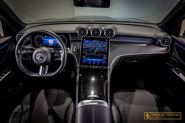 Mercedes-Benz GLC 200 4MATIC AMG Line|MBUX|LED|Ambien Mercedes-Benz GLC 200 4MATIC AMG Line|MBUX|LED|Ambien