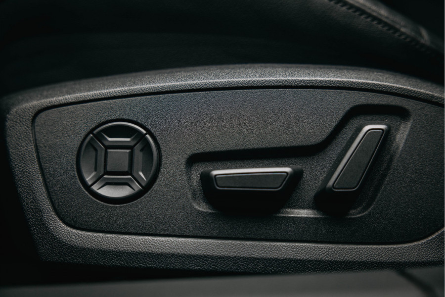 Audi A6 Avant 55 TFSI e quattro Pro Line S Competition | B/O | Head-Up | S-Line | Sportstoelen | 360 camera | Audi A6 Avant 55 TFSI e quattro Pro Line S Competition | B/O | Head-Up | S-Line | Sportstoelen | 360 camera |