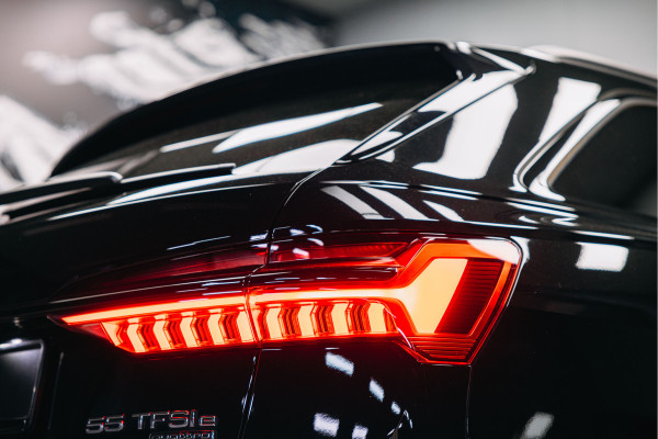 Audi A6 Avant 55 TFSI e quattro Competition | Maxton Design | 360 camera | S-line | Pano | Stoelverwarming | Audi A6 Avant 55 TFSI e quattro Competition | Maxton Design | 360 camera | S-line | Pano | Stoelverwarming |