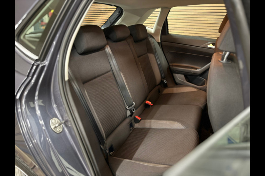 Volkswagen Polo 1.0 TSI DSG Life | Virtual Cockpit | DAB | Navi | Adaptive Cruise | Carplay | LED | 16' inch Volkswagen Polo 1.0 TSI DSG Life | Virtual Cockpit | DAB | Navi | Adaptive Cruise | Carplay | LED | 16' inch