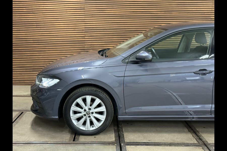 Volkswagen Polo 1.0 TSI DSG Life | Virtual Cockpit | DAB | Navi | Adaptive Cruise | Carplay | LED | 16' inch Volkswagen Polo 1.0 TSI DSG Life | Virtual Cockpit | DAB | Navi | Adaptive Cruise | Carplay | LED | 16' inch