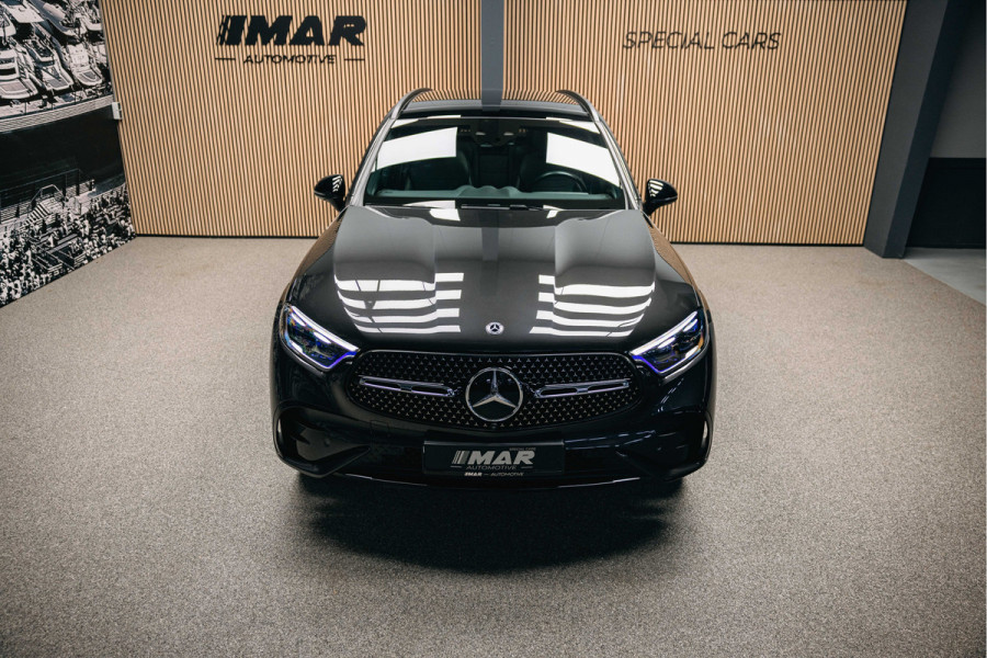 Mercedes-Benz GLC 300e 4MATIC AMG Line | Pano | Stoelverwarming | 360 camera | AMG Look Mercedes-Benz GLC 300e 4MATIC AMG Line | Pano | Stoelverwarming | 360 camera | AMG Look