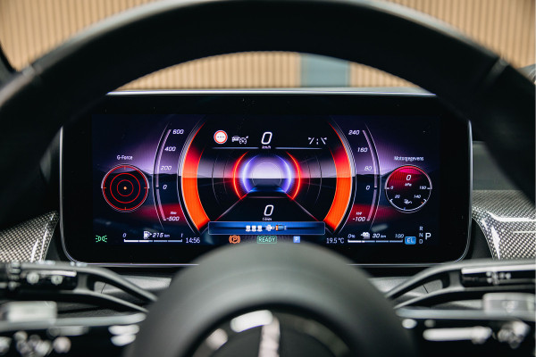 Mercedes-Benz GLC 300e 4MATIC AMG Line | Pano | Stoelverwarming | 360 camera | AMG Look Mercedes-Benz GLC 300e 4MATIC AMG Line | Pano | Stoelverwarming | 360 camera | AMG Look