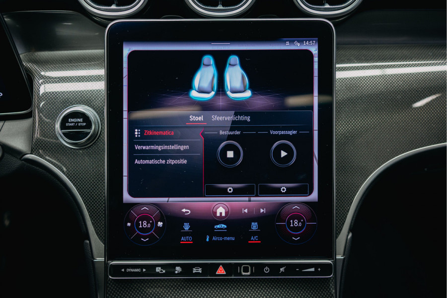 Mercedes-Benz GLC 300e 4MATIC AMG Line | Pano | Stoelverwarming | 360 camera | AMG Look Mercedes-Benz GLC 300e 4MATIC AMG Line | Pano | Stoelverwarming | 360 camera | AMG Look