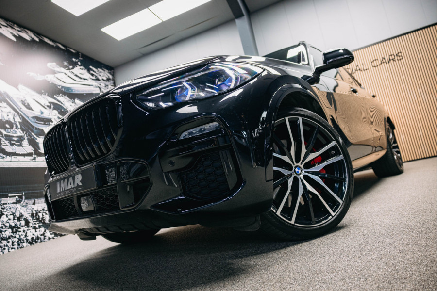 BMW X5 xDrive45e High Executive | Bowers & Wilkins | Carbon | Pano | Head-Up | Luchtvering | Trekhaak | Stoelverwarming en verkoeling |