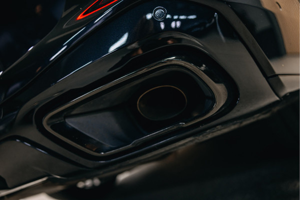 BMW X5 xDrive45e High Executive | Bowers & Wilkins | Carbon | Pano | Head-Up | Luchtvering | Trekhaak | Stoelverwarming en verkoeling |