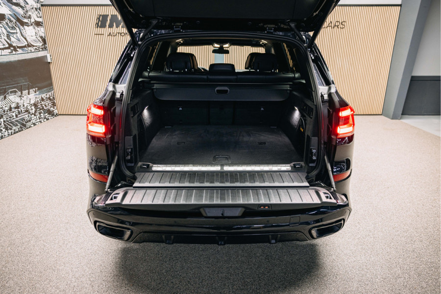 BMW X5 xDrive45e High Executive | Bowers & Wilkins | Carbon | Pano | Head-Up | Luchtvering | Trekhaak | Stoelverwarming en verkoeling |