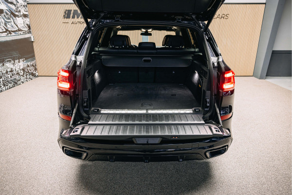 BMW X5 xDrive45e High Executive | Bowers & Wilkins | Carbon | Pano | Head-Up | Luchtvering | Trekhaak | Stoelverwarming en verkoeling |
