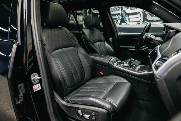 BMW X5 xDrive45e High Executive | Bowers & Wilkins | Carbon | Pano | Head-Up | Luchtvering | Trekhaak | Stoelverwarming en verkoeling |