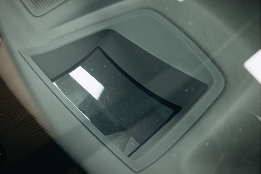 BMW X5 xDrive45e High Executive | Bowers & Wilkins | Carbon | Pano | Head-Up | Luchtvering | Trekhaak | Stoelverwarming en verkoeling |