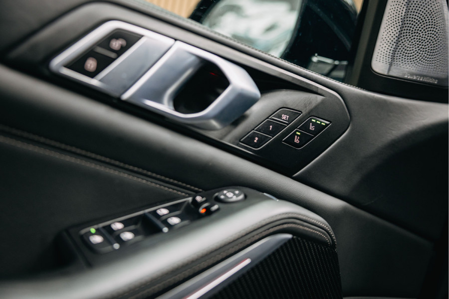 BMW X5 xDrive45e High Executive | Bowers & Wilkins | Carbon | Pano | Head-Up | Luchtvering | Trekhaak | Stoelverwarming en verkoeling |