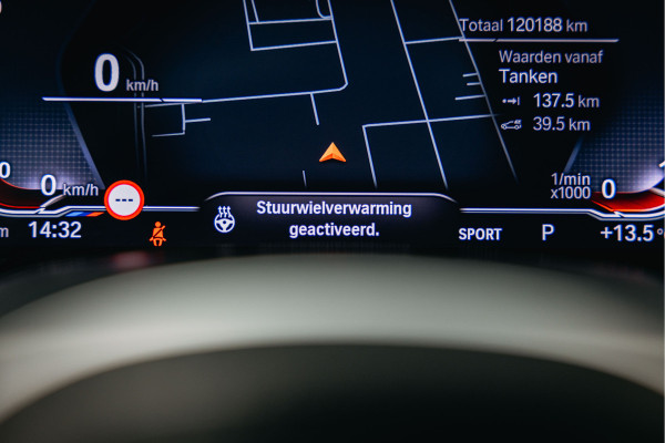 BMW X5 xDrive45e High Executive | Bowers & Wilkins | Carbon | Pano | Head-Up | Luchtvering | Trekhaak | Stoelverwarming en verkoeling |