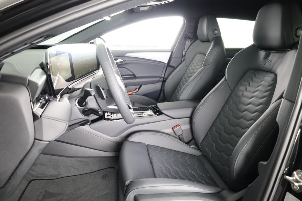 Audi A6 Avant e-tron S edition performance 100 kWh 367pk | Matrix Led verlichting | Elektrisch verstelbare voorstoelen+ geheugen bestuurdersstoel  | Adaptieve cruise controle | 360° Camera Audi A6 Avant e-tron S edition performance 100 kWh 367pk | Matrix Led verlichting | Elektrisch verstelbare voorstoelen+ geheugen bestuurdersstoel  | Adaptieve cruise controle | 360° Camera