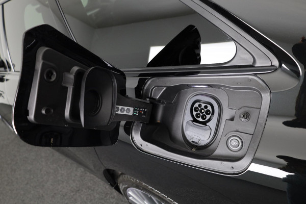 Audi A6 Avant e-tron S edition performance 100 kWh 367pk | Matrix Led verlichting | Elektrisch verstelbare voorstoelen+ geheugen bestuurdersstoel  | Adaptieve cruise controle | 360° Camera Audi A6 Avant e-tron S edition performance 100 kWh 367pk | Matrix Led verlichting | Elektrisch verstelbare voorstoelen+ geheugen bestuurdersstoel  | Adaptieve cruise controle | 360° Camera