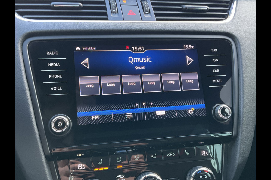 Škoda Octavia Combi 2.0 TSI RS Sportzetels Nav/Cam Carplay Stoelverw Elek.Klep Race-Blue Voll.Onderhouden!