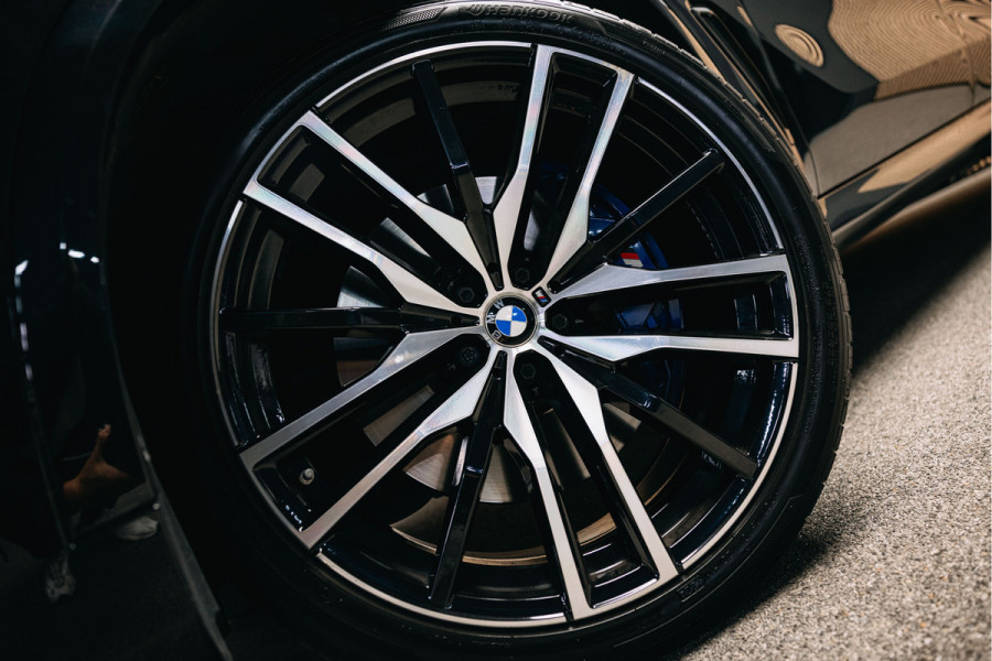 BMW X5 xDrive45e High Executive | Luchtvering | Pano | Harman/Kardon | Head-Up | 360 camera | BMW X5 xDrive45e High Executive | Luchtvering | Pano | Harman/Kardon | Head-Up | 360 camera |
