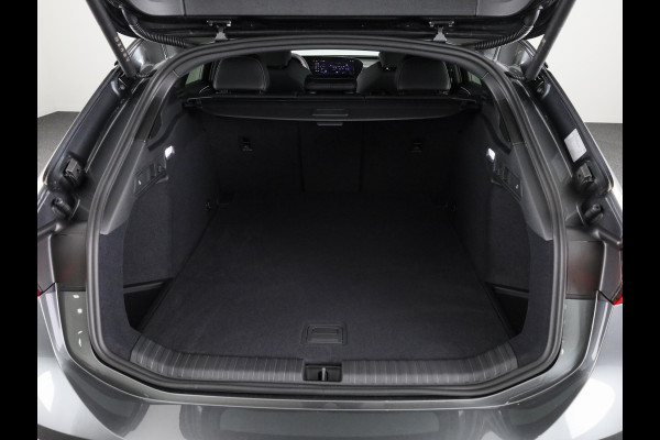 Audi A6 Avant e-tron S edition performance 100 kWh 367pk | Matrix Led | Keyless | Adaptieve cruise controle | Elektrisch verstelbare voorstoelen met geheugen bestuurdersstoel Audi A6 Avant e-tron S edition performance 100 kWh 367pk | Matrix Led | Keyless | Adaptieve cruise controle | Elektrisch verstelbare voorstoelen met geheugen bestuurdersstoel