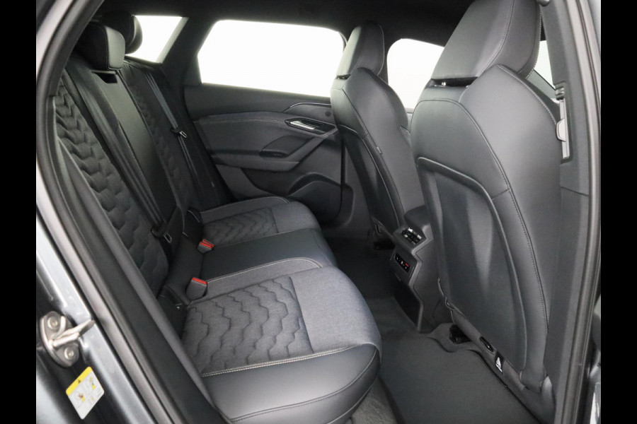 Audi A6 Avant e-tron S edition performance 100 kWh 367pk | Matrix Led | Keyless | Adaptieve cruise controle | Elektrisch verstelbare voorstoelen met geheugen bestuurdersstoel Audi A6 Avant e-tron S edition performance 100 kWh 367pk | Matrix Led | Keyless | Adaptieve cruise controle | Elektrisch verstelbare voorstoelen met geheugen bestuurdersstoel