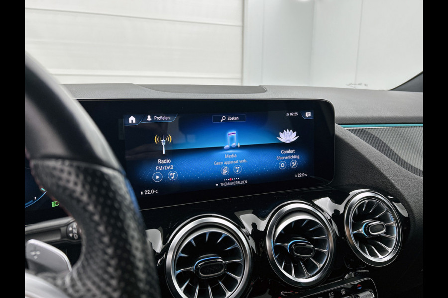 Mercedes-Benz GLA 250 e AMG Plug-In Hybride | AMG Line | NIght Pakket | Distronic | Trekhaak | Keyless-Go | Ledkoplampen | Easy Pack Achterklep, Inclusief 24 maanden MB Certified garantie voor Europa. Mercedes-Benz GLA 250 e AMG Plug-In Hybride | AMG Line | NIght Pakket | Distronic | Trekhaak | Keyless-Go | Ledkoplampen | Easy Pack Achterklep, Inclusief 24 maanden MB Certified garantie voor Europa.