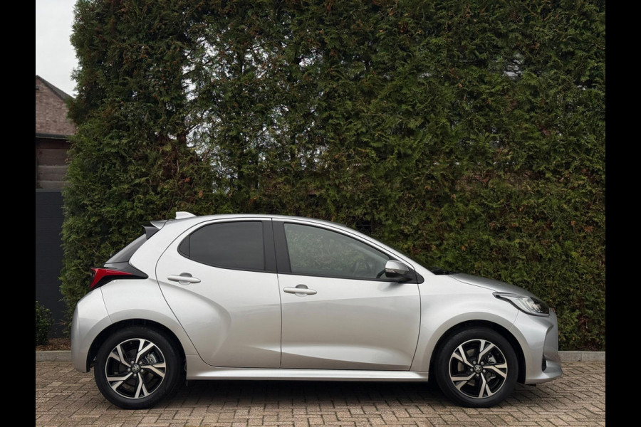 Toyota Yaris 1.5 Hybrid Dynamic CarPlay Camera Toyota Yaris 1.5 Hybrid Dynamic CarPlay Camera