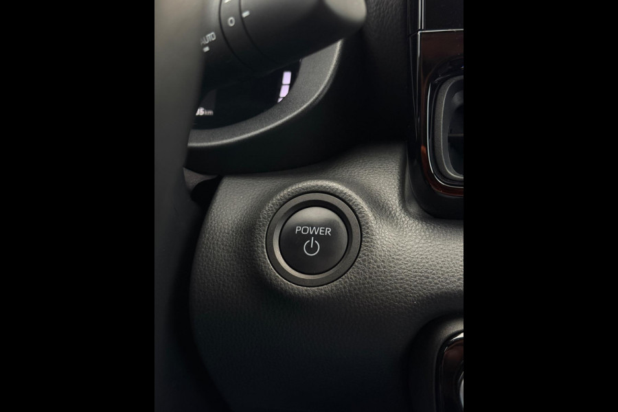 Toyota Yaris 1.5 Hybrid Dynamic CarPlay Camera Toyota Yaris 1.5 Hybrid Dynamic CarPlay Camera