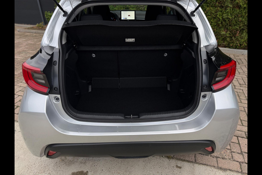 Toyota Yaris 1.5 Hybrid Dynamic CarPlay Camera Toyota Yaris 1.5 Hybrid Dynamic CarPlay Camera