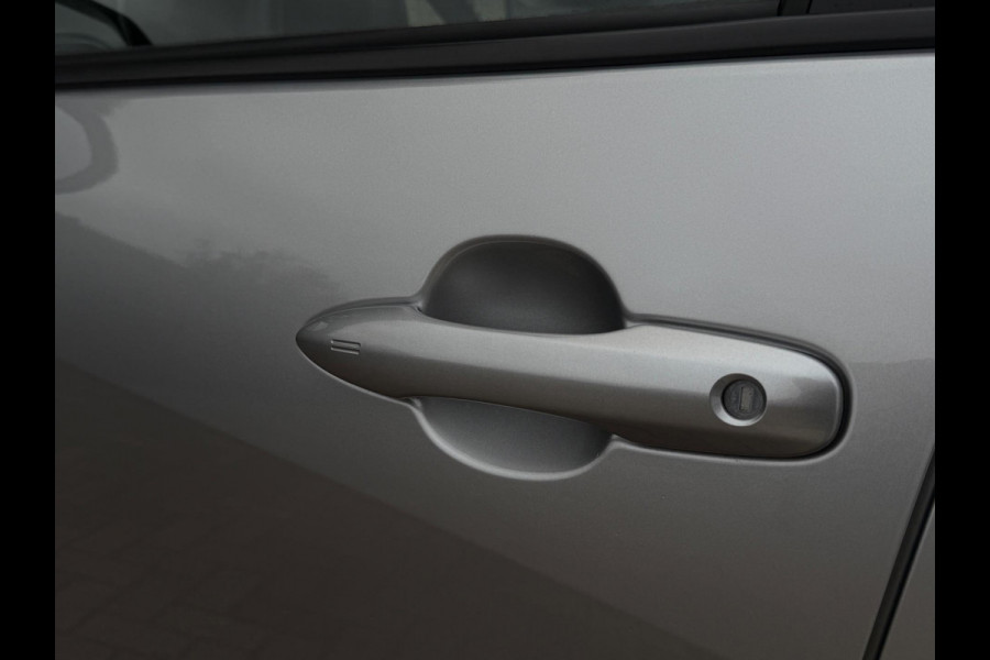 Toyota Yaris 1.5 Hybrid Dynamic CarPlay Camera Toyota Yaris 1.5 Hybrid Dynamic CarPlay Camera