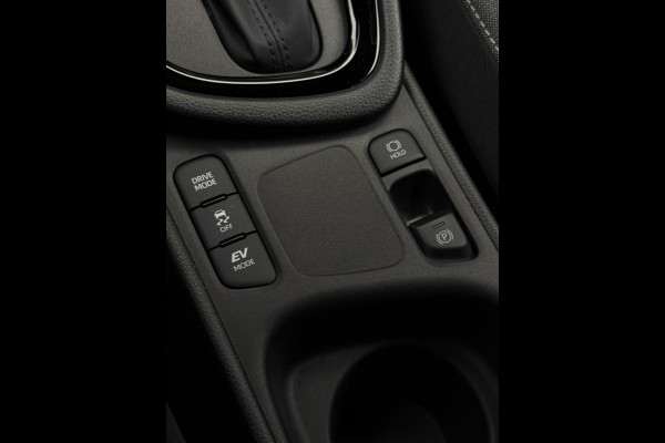 Toyota Yaris 1.5 Hybrid Dynamic CarPlay Camera Toyota Yaris 1.5 Hybrid Dynamic CarPlay Camera