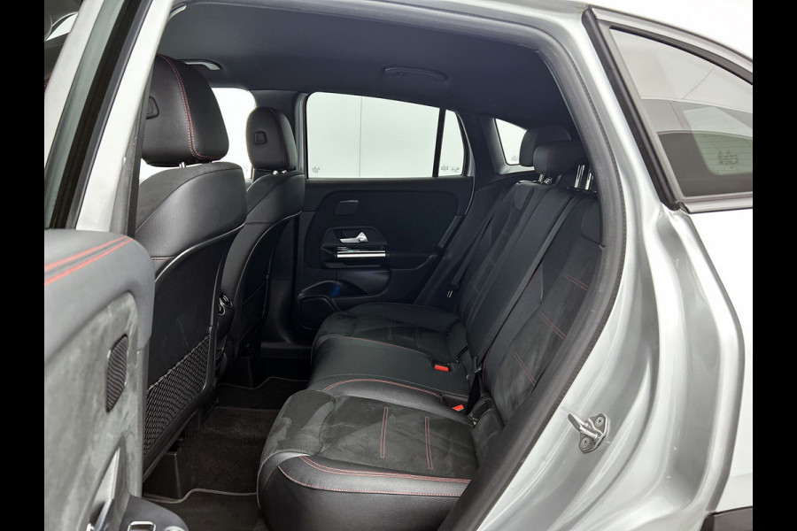 Mercedes-Benz GLA 250 e AMG Plug-In Hybride | AMG Line | NIght Pakket | Distronic | Trekhaak | Keyless-Go | Ledkoplampen | Easy Pack Achterklep, Inclusief 24 maanden MB Certified garantie voor Europa. Mercedes-Benz GLA 250 e AMG Plug-In Hybride | AMG Line | NIght Pakket | Distronic | Trekhaak | Keyless-Go | Ledkoplampen | Easy Pack Achterklep, Inclusief 24 maanden MB Certified garantie voor Europa.