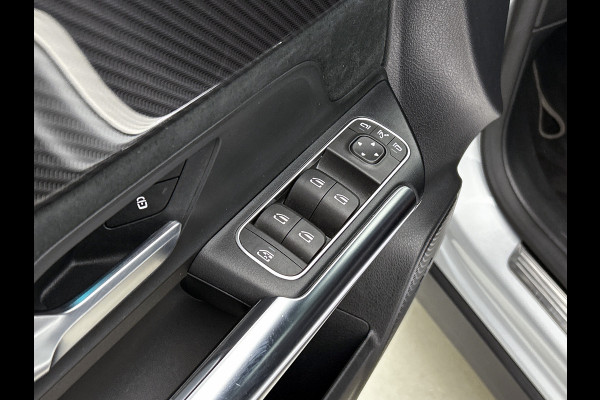 Mercedes-Benz GLA 250 e AMG Plug-In Hybride | AMG Line | NIght Pakket | Distronic | Trekhaak | Keyless-Go | Ledkoplampen | Easy Pack Achterklep, Inclusief 24 maanden MB Certified garantie voor Europa. Mercedes-Benz GLA 250 e AMG Plug-In Hybride | AMG Line | NIght Pakket | Distronic | Trekhaak | Keyless-Go | Ledkoplampen | Easy Pack Achterklep, Inclusief 24 maanden MB Certified garantie voor Europa.