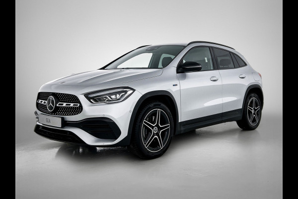 Mercedes-Benz GLA 250 e AMG Plug-In Hybride | AMG Line | NIght Pakket | Distronic | Trekhaak | Keyless-Go | Ledkoplampen | Easy Pack Achterklep, Inclusief 24 maanden MB Certified garantie voor Europa. Mercedes-Benz GLA 250 e AMG Plug-In Hybride | AMG Line | NIght Pakket | Distronic | Trekhaak | Keyless-Go | Ledkoplampen | Easy Pack Achterklep, Inclusief 24 maanden MB Certified garantie voor Europa.