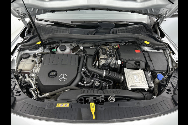 Mercedes-Benz GLA 250 e AMG Plug-In Hybride | AMG Line | NIght Pakket | Distronic | Trekhaak | Keyless-Go | Ledkoplampen | Easy Pack Achterklep, Inclusief 24 maanden MB Certified garantie voor Europa. Mercedes-Benz GLA 250 e AMG Plug-In Hybride | AMG Line | NIght Pakket | Distronic | Trekhaak | Keyless-Go | Ledkoplampen | Easy Pack Achterklep, Inclusief 24 maanden MB Certified garantie voor Europa.