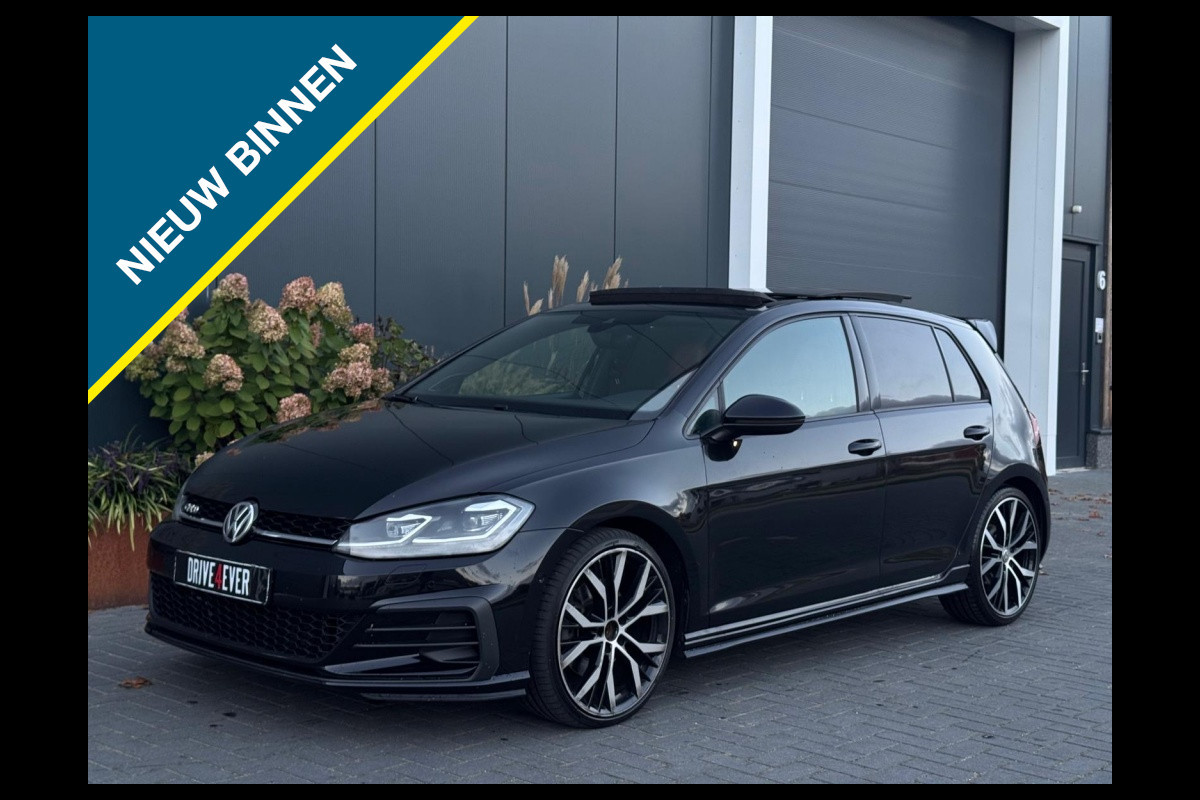 Volkswagen Golf 2.0 TDI GTD FULL PANO NAVI CAMERA APPLE CARPLAY SPORTVELGEN Volkswagen Golf 2.0 TDI GTD FULL PANO NAVI CAMERA APPLE CARPLAY SPORTVELGEN