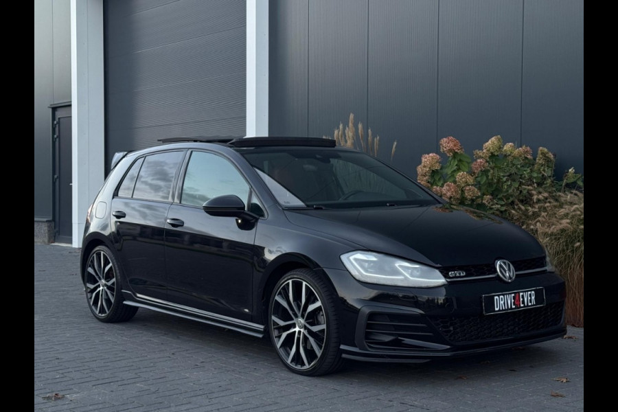 Volkswagen Golf 2.0 TDI GTD FULL PANO NAVI CAMERA APPLE CARPLAY SPORTVELGEN Volkswagen Golf 2.0 TDI GTD FULL PANO NAVI CAMERA APPLE CARPLAY SPORTVELGEN