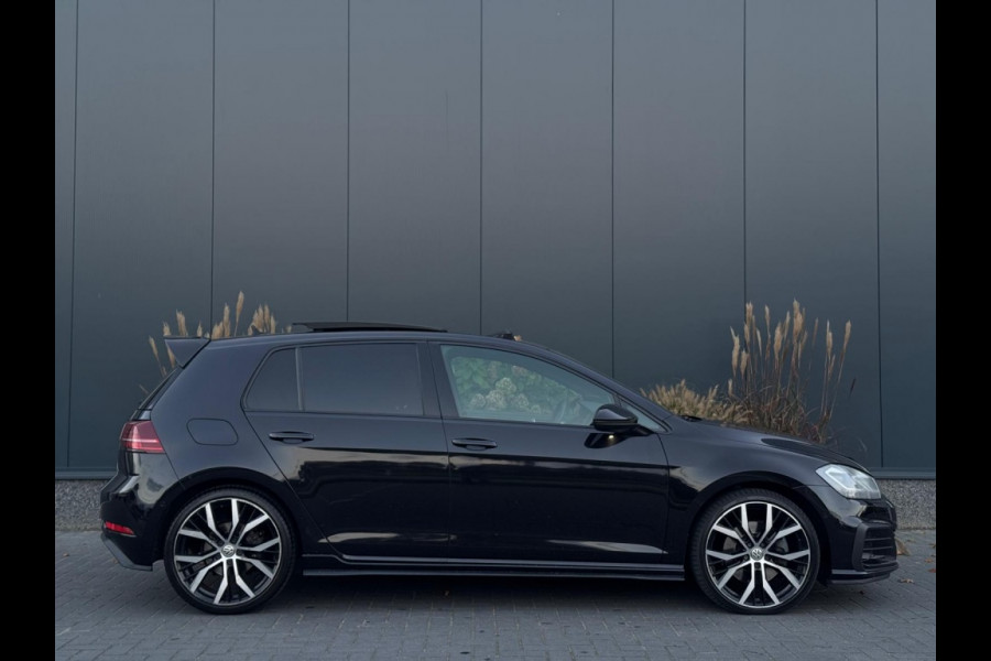 Volkswagen Golf 2.0 TDI GTD FULL PANO NAVI CAMERA APPLE CARPLAY SPORTVELGEN Volkswagen Golf 2.0 TDI GTD FULL PANO NAVI CAMERA APPLE CARPLAY SPORTVELGEN