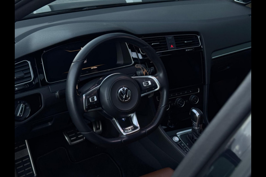 Volkswagen Golf 2.0 TDI GTD FULL PANO NAVI CAMERA APPLE CARPLAY SPORTVELGEN Volkswagen Golf 2.0 TDI GTD FULL PANO NAVI CAMERA APPLE CARPLAY SPORTVELGEN